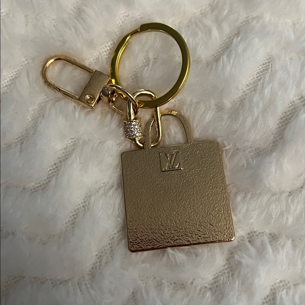 Authentic Louis Vuitton Charm on Unbranded Keychain Fob Purse Charm - Picture 2 of 2